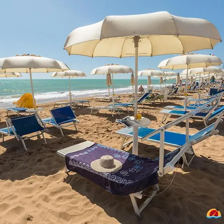 Hotel Paradise 4*