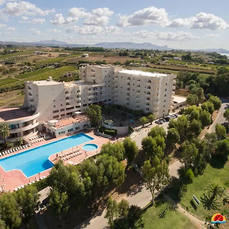 Paradise Hotel 4*