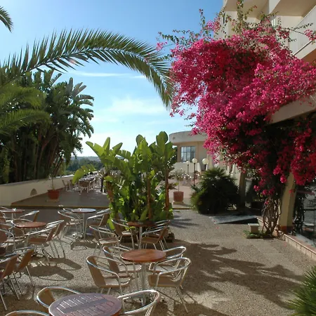 Hotel Paradise Selinunte 4*