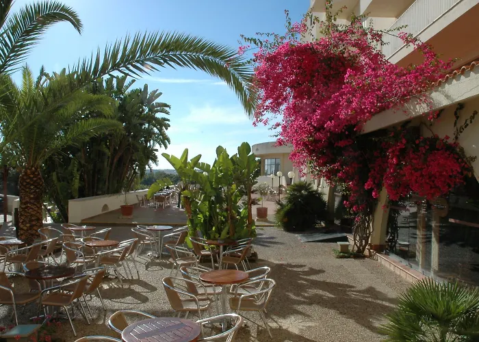 Hotel Paradise Selinunte 4*