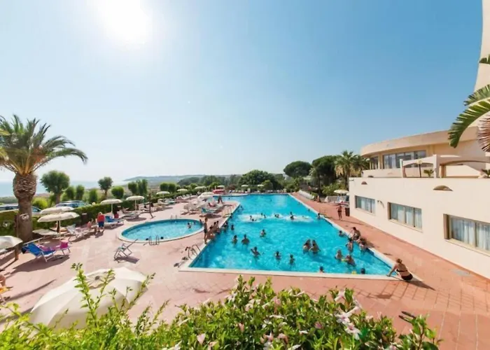 Hotel Paradise Selinunte 4*